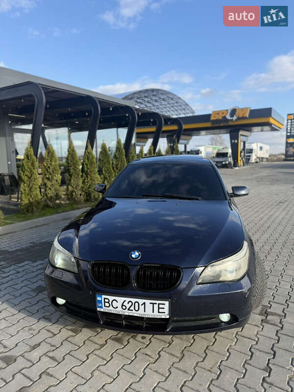 BMW 5 Series 2004