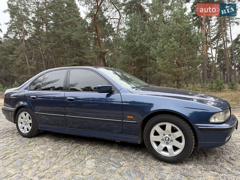 Седан BMW 5 Series 1998 в Ахтырке