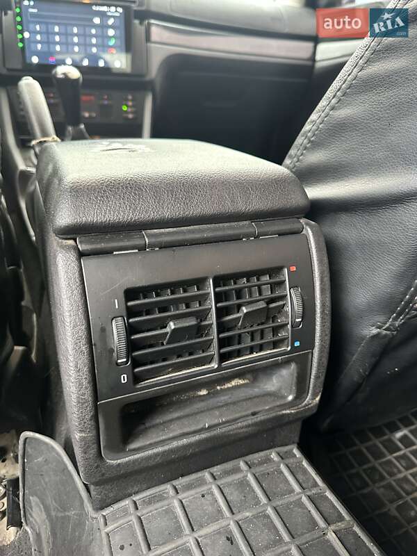 Седан BMW 5 Series 2001 в Сумах