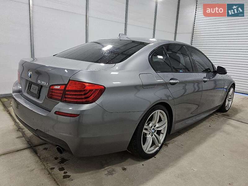 Седан BMW 5 Series 2015 в Житомире