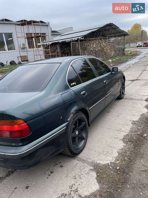Седан BMW 5 Series 1996 в Золотоноше