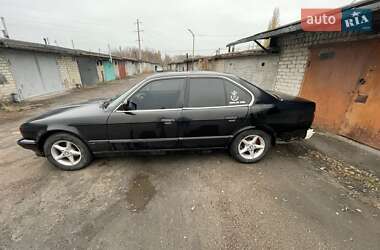 Седан BMW 5 Series 1989 в Павлограді