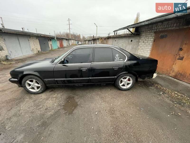 Седан BMW 5 Series 1989 в Павлограде фото Седан BMW 5 Series 1989 в Павлограде