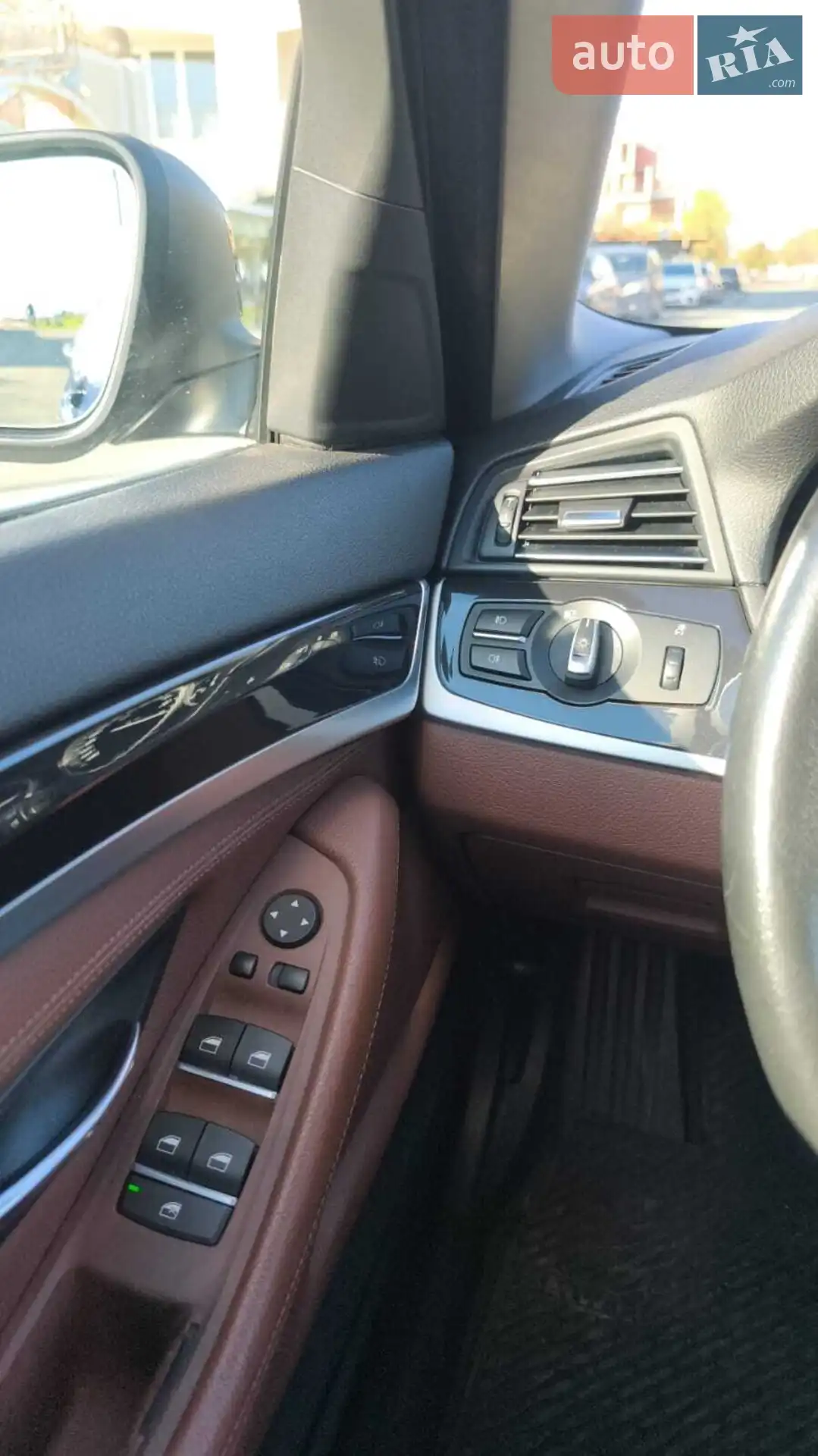 2012 BMW 5er - мініатюра 3
