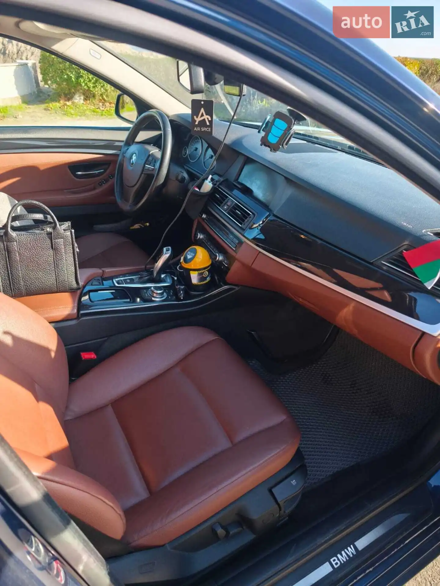 2012 BMW 5er - мініатюра 15