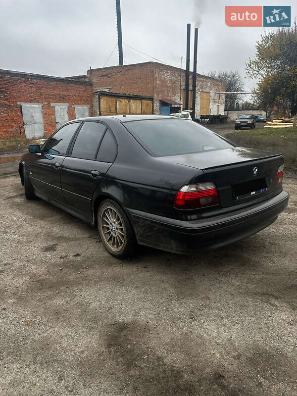 Седан BMW 5 Series 2002 в Харькове
