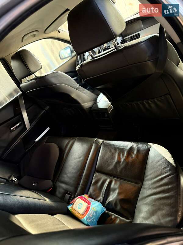 Седан BMW 5 Series 2004 в Коблеве