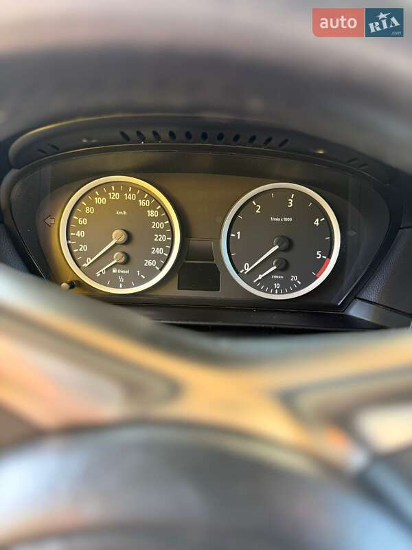 Седан BMW 5 Series 2004 в Коблеве