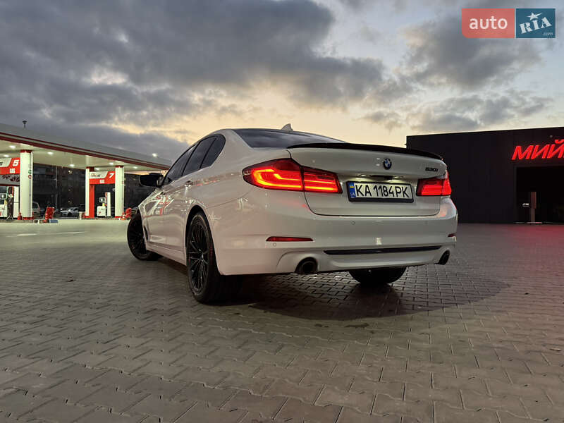 Седан BMW 5 Series 2017 в Кривом Роге фото 19 Седан BMW 5 Series 2017 в Кривом Роге