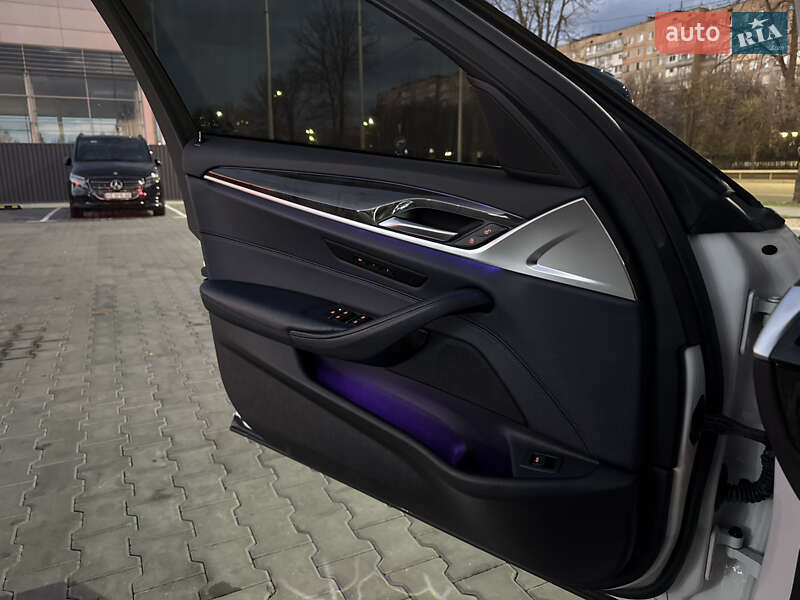 Седан BMW 5 Series 2017 в Кривом Роге фото 45 Седан BMW 5 Series 2017 в Кривом Роге