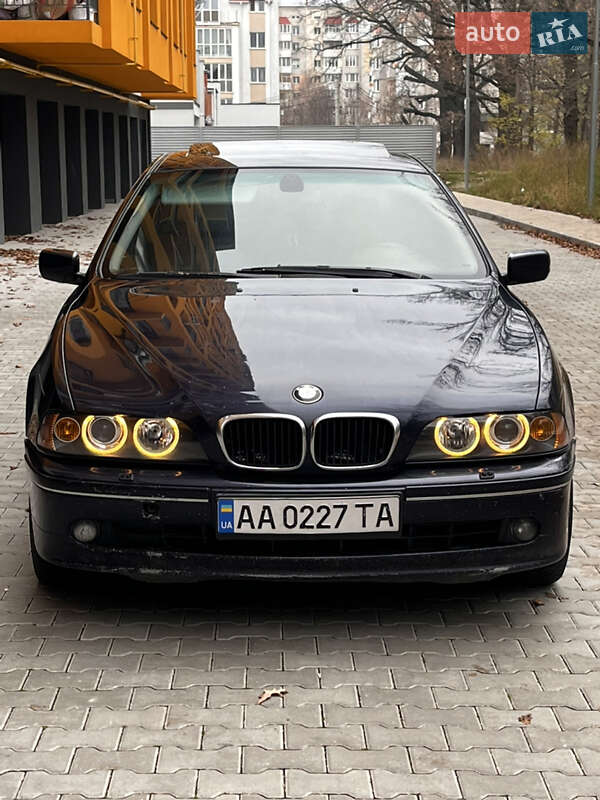 BMW 5 Series 2001 BMW 5 Series 2001