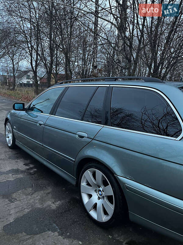 Универсал BMW 5 Series 2002 в Костополе