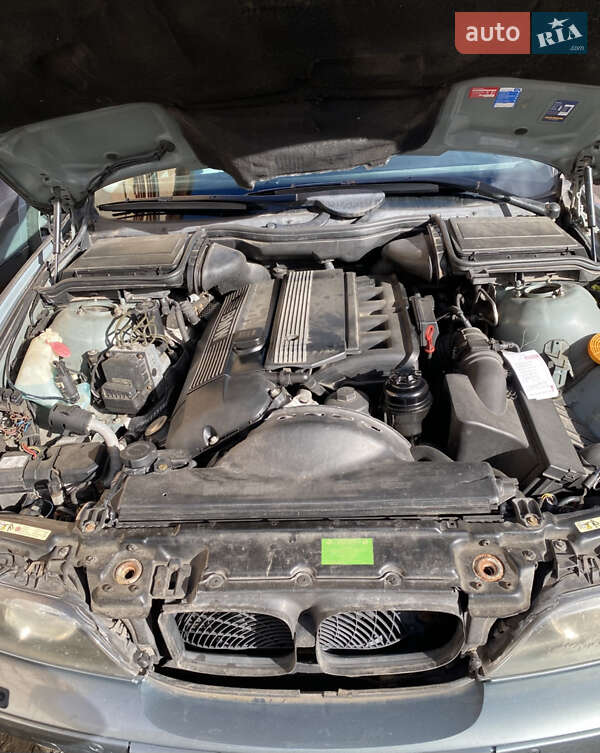 Универсал BMW 5 Series 2002 в Костополе