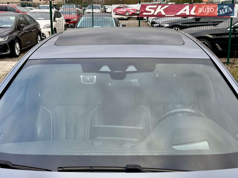 Седан BMW 5 Series 2018 в Киеве