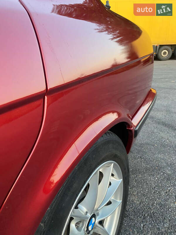 Седан BMW 5 Series 1994 в Виннице