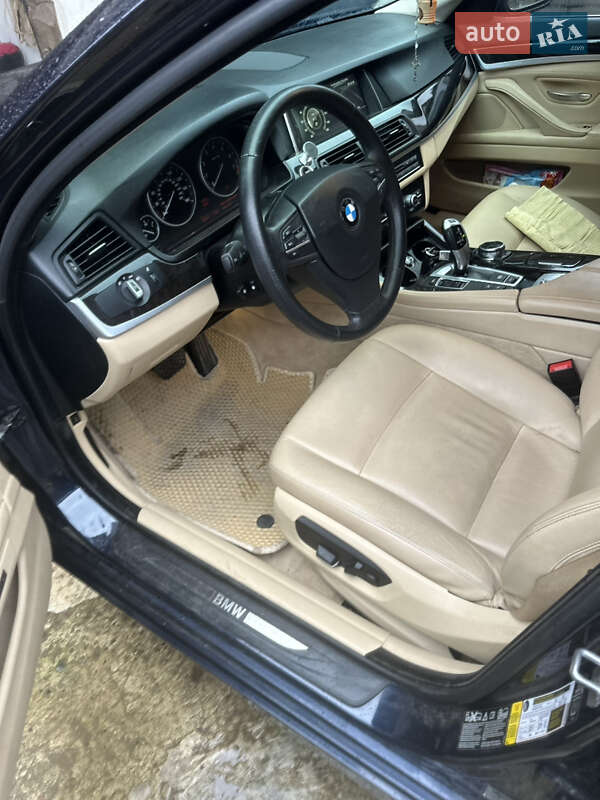 Седан BMW 5 Series 2014 в Жидачове