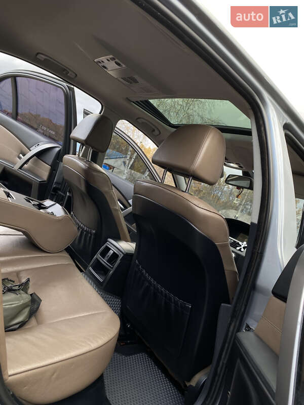 Седан BMW 5 Series 2004 в Долине фото 31 Седан BMW 5 Series 2004 в Долине