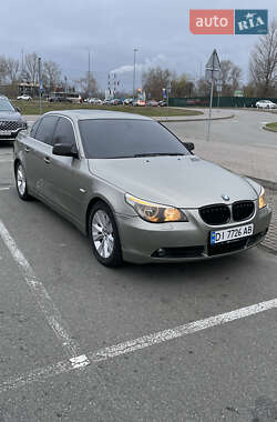 Седан BMW 5 Series 2004 в Киеве