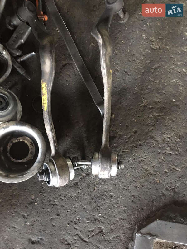 Седан BMW 5 Series 2003 в Авангарде фото 18 Седан BMW 5 Series 2003 в Авангарде