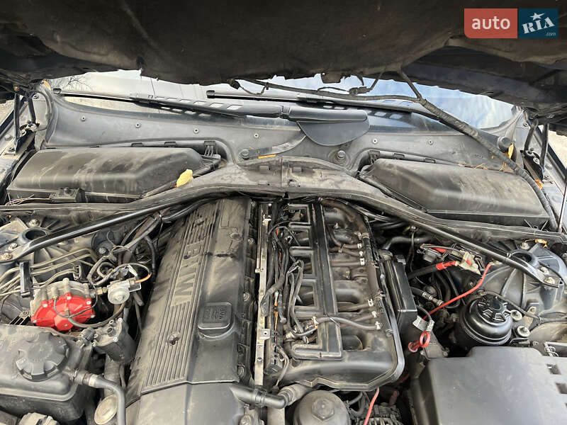 Седан BMW 5 Series 2003 в Києві