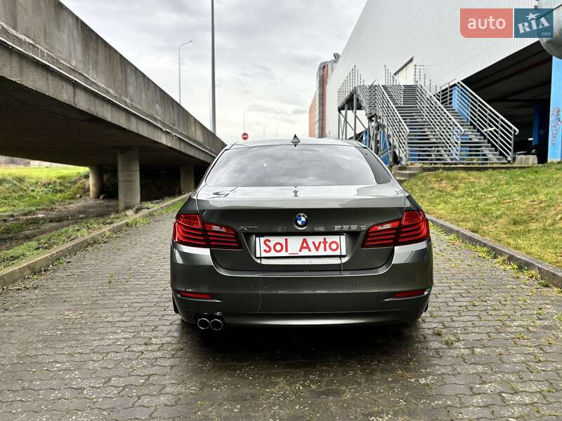 Седан BMW 5 Series 2013 в Львові