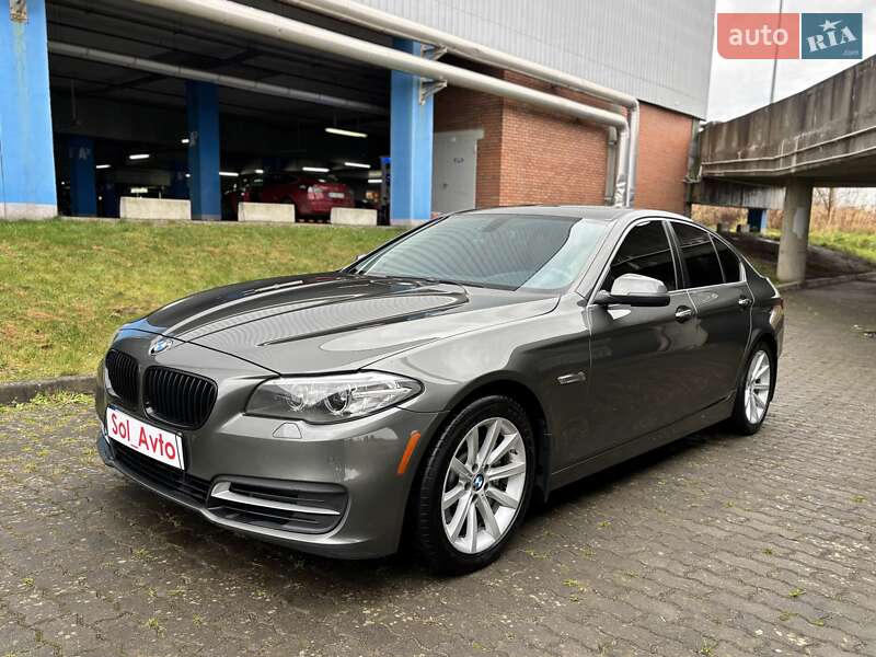 Седан BMW 5 Series 2013 в Львові