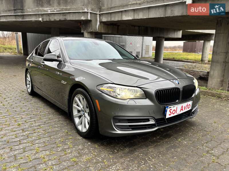 Седан BMW 5 Series 2013 в Львові
