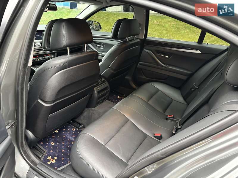 Седан BMW 5 Series 2013 в Львові