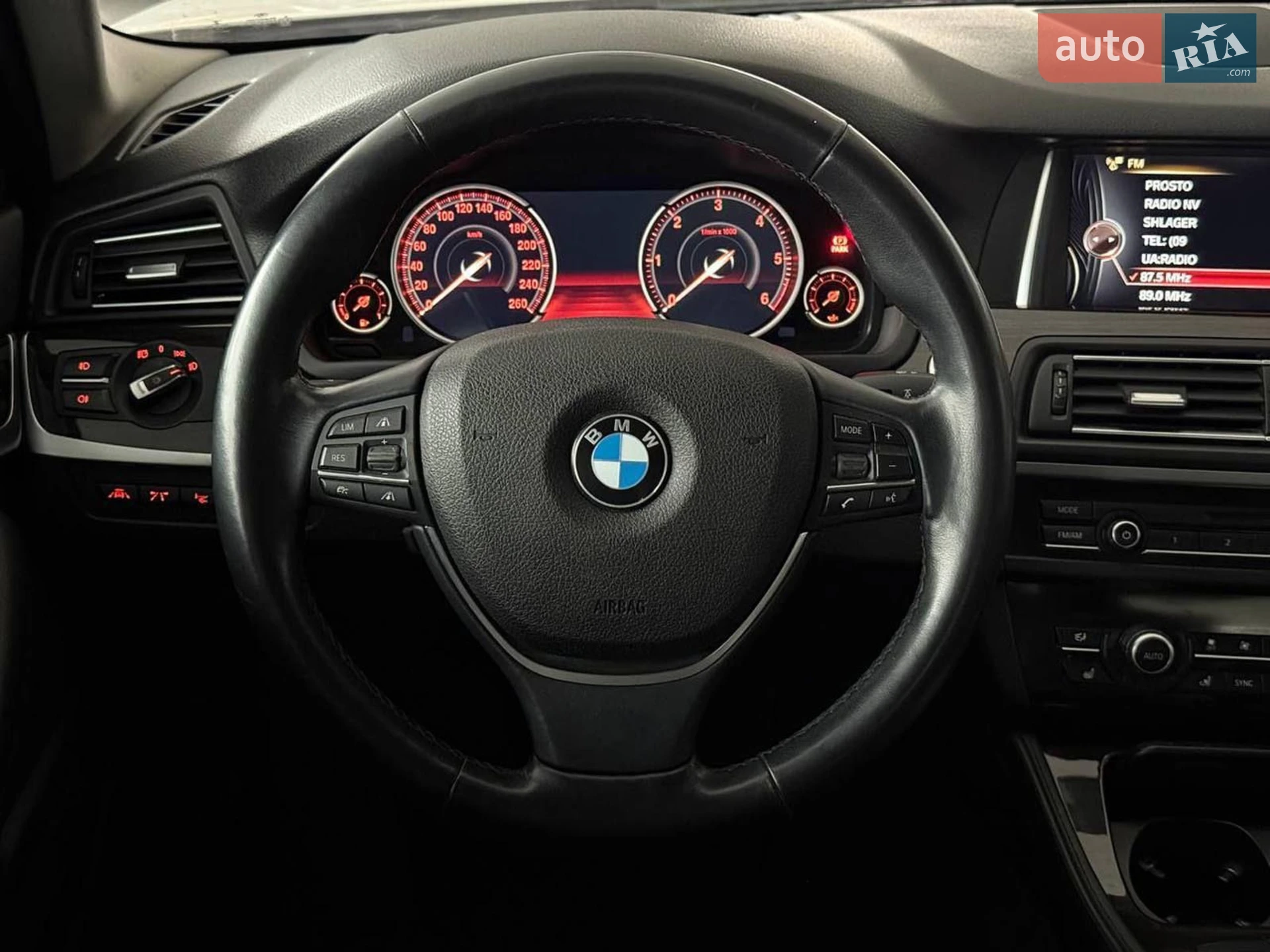 2016 BMW 5er - мініатюра 17