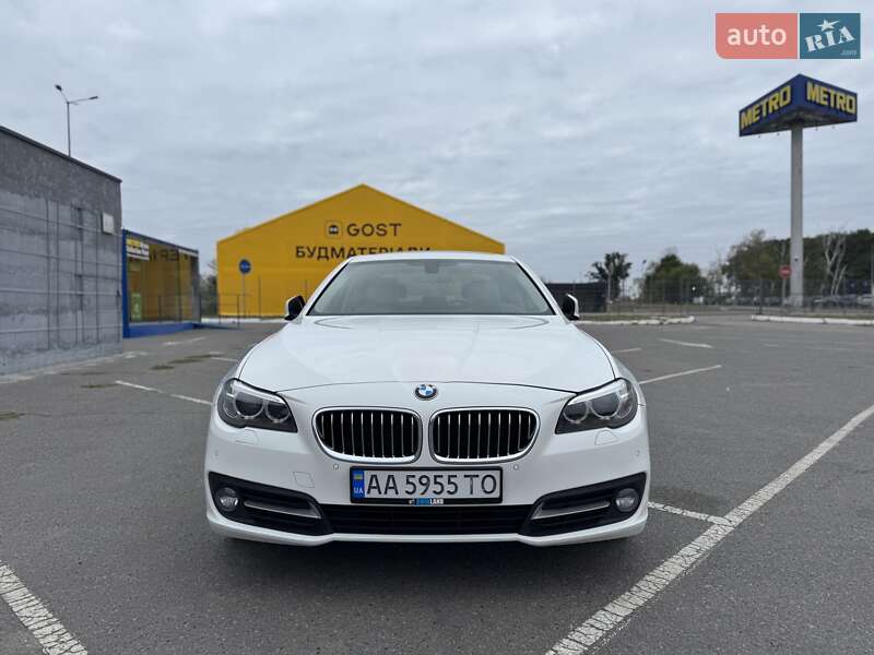 Седан BMW 5 Series 2012 в Киеве