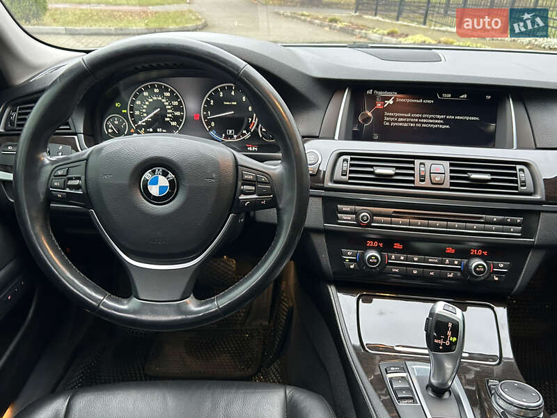 Седан BMW 5 Series 2015 в Прилуках