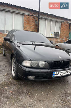 Седан BMW 5 Series 2000 в Жмеринке