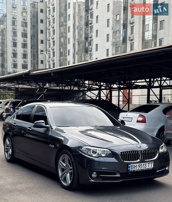 Седан BMW 5 Series 2016 в Одессе