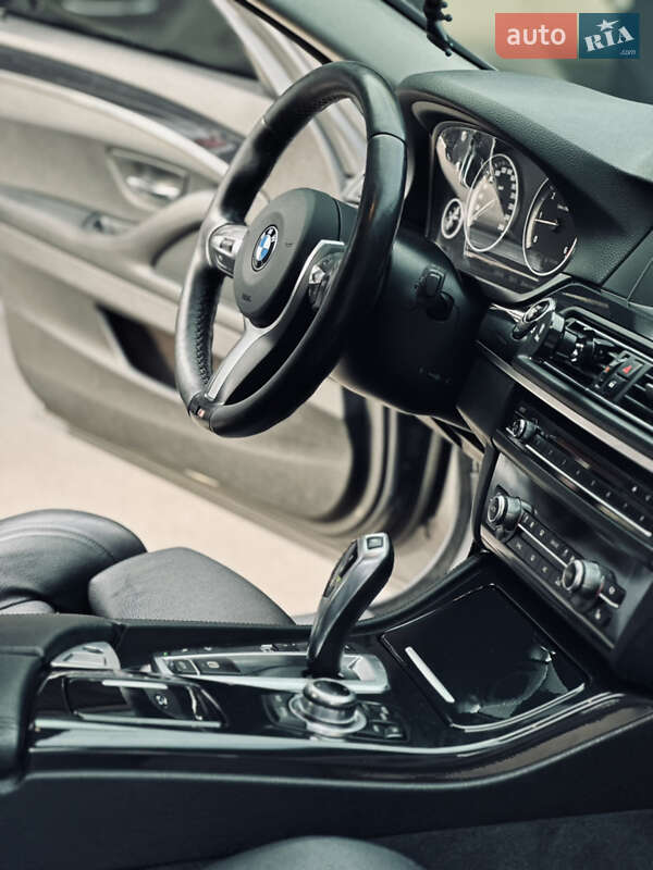 Седан BMW 5 Series 2016 в Одессе