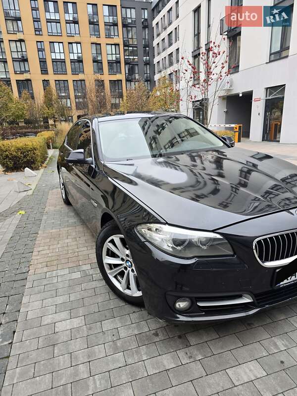 Седан BMW 5 Series 2015 в Киеве фото 2 Седан BMW 5 Series 2015 в Киеве