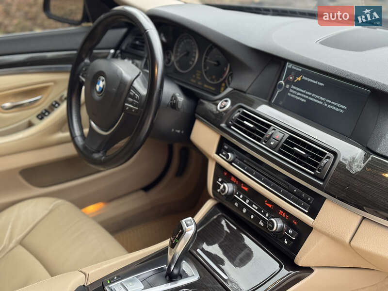 Седан BMW 5 Series 2010 в Киеве