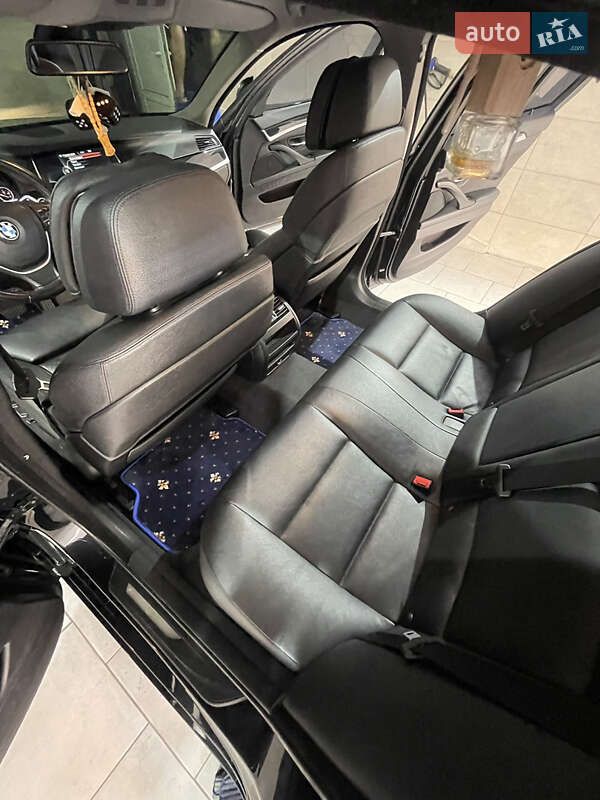 Седан BMW 5 Series 2011 в Днепре