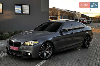 Седан BMW 5 Series 2015 в Луцке