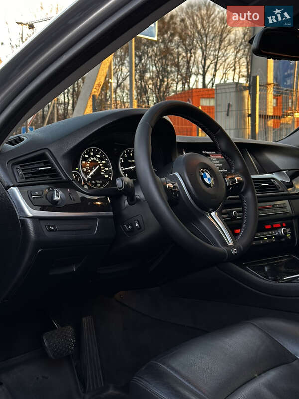 Седан BMW 5 Series 2015 в Луцке