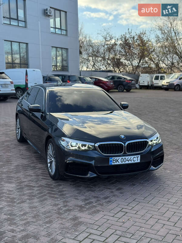 Седан BMW 5 Series 2020 в Ровно