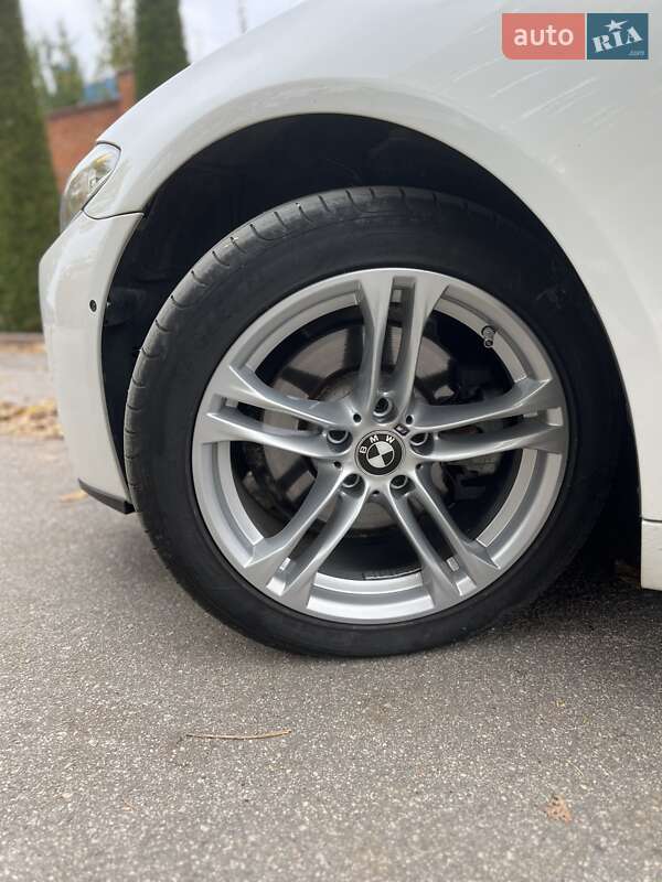 Седан BMW 5 Series 2016 в Кропивницком