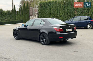 Седан BMW 5 Series 2003 в Волочиске