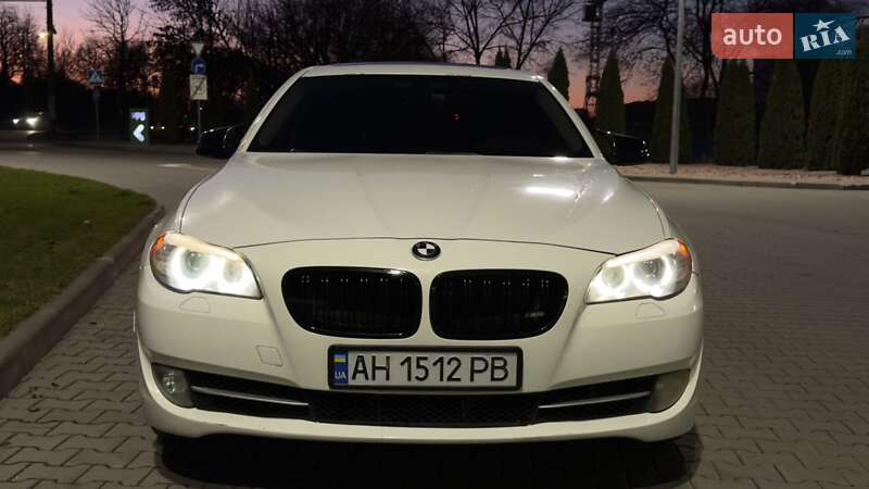 Седан BMW 5 Series 2011 в Житомире