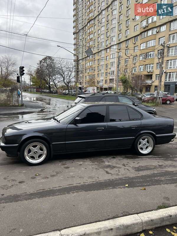 Седан BMW 5 Series 1987 в Одессе фото 7 Седан BMW 5 Series 1987 в Одессе