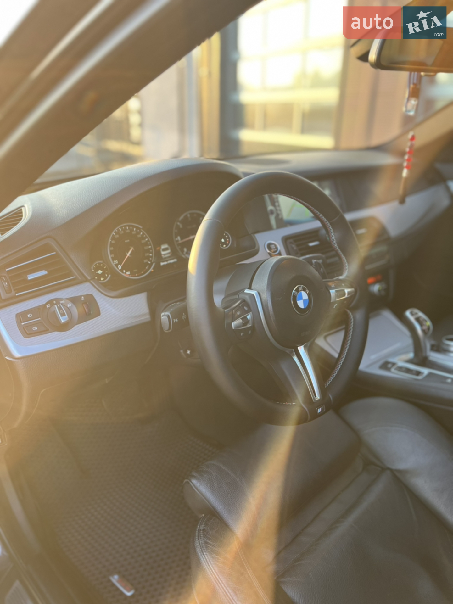 2012 BMW 5er - мініатюра 11