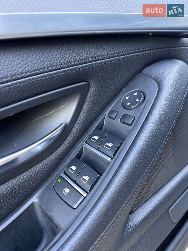 Седан BMW 5 Series 2013 в Киеве