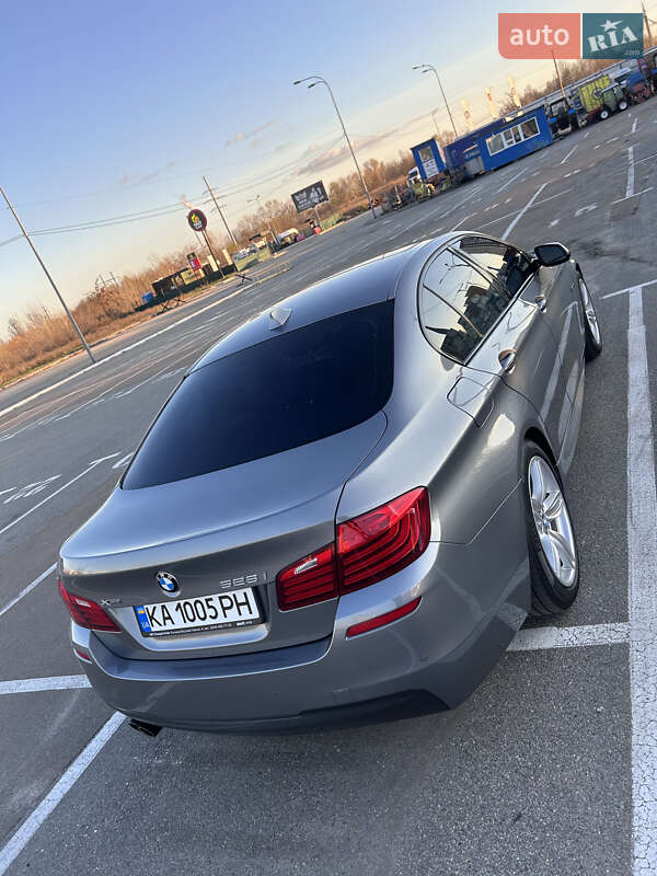 Седан BMW 5 Series 2013 в Киеве