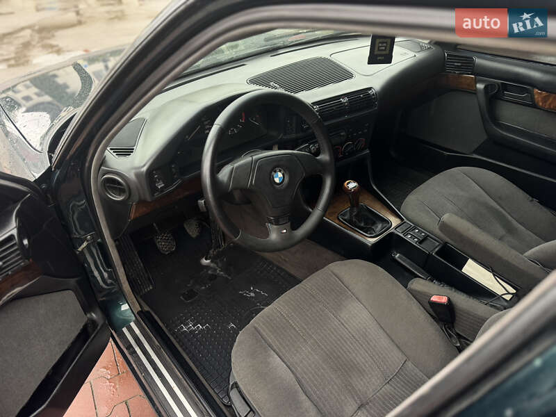 Седан BMW 5 Series 1995 в Долине