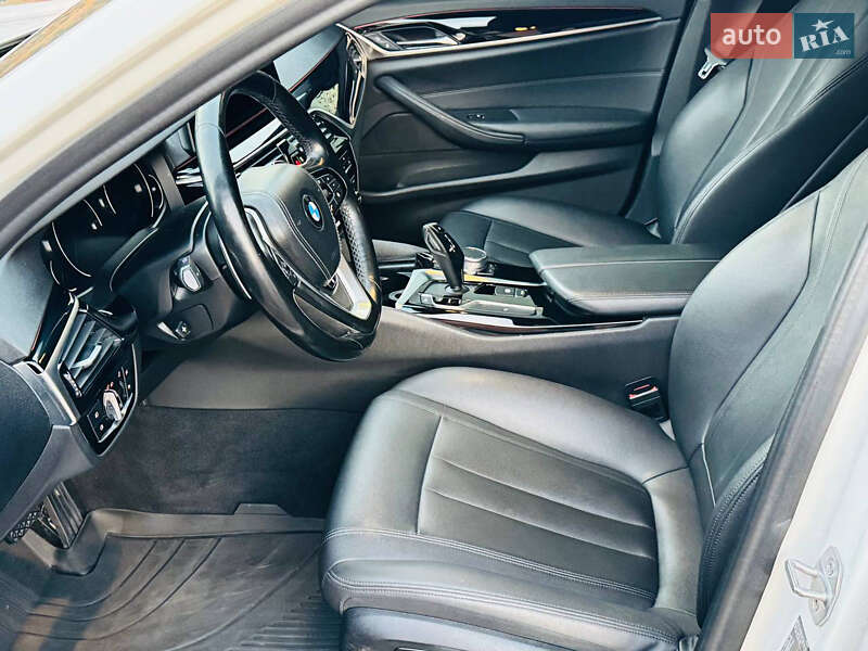 Седан BMW 5 Series 2018 в Киеве