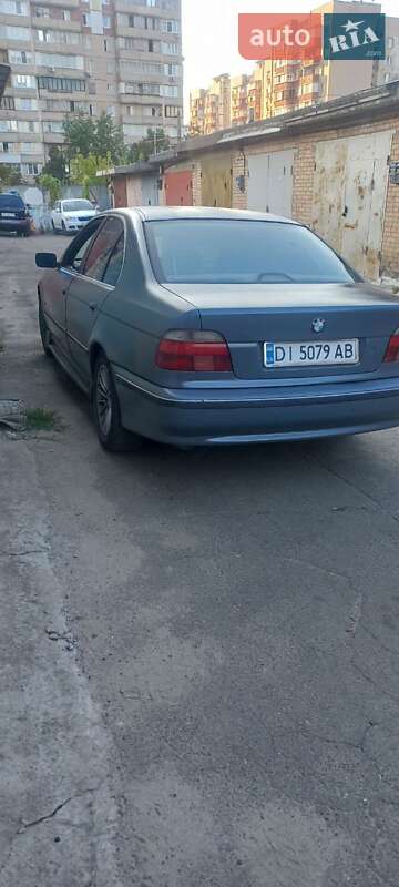 Седан BMW 5 Series 1996 в Киеве